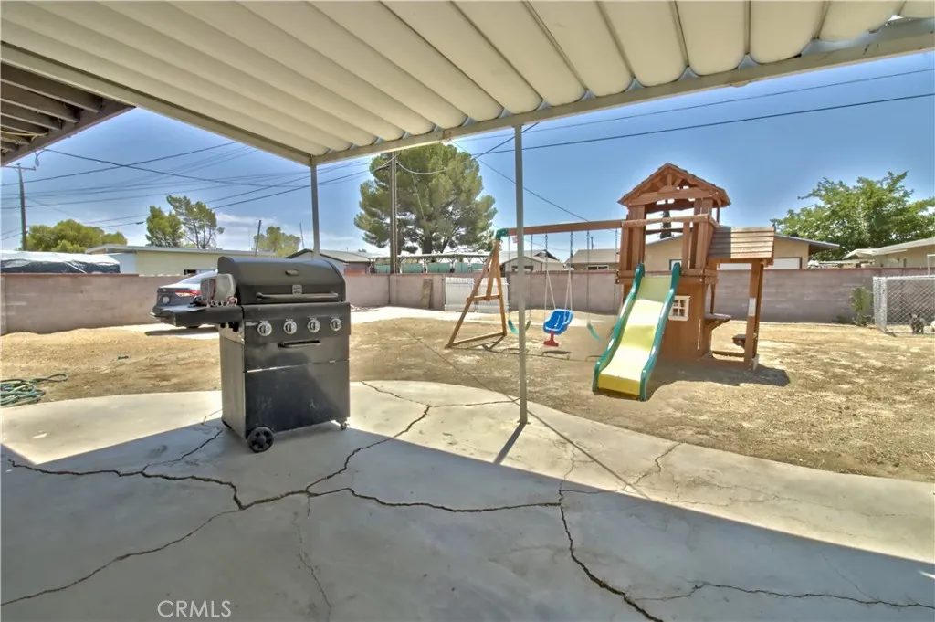 main property photo 12