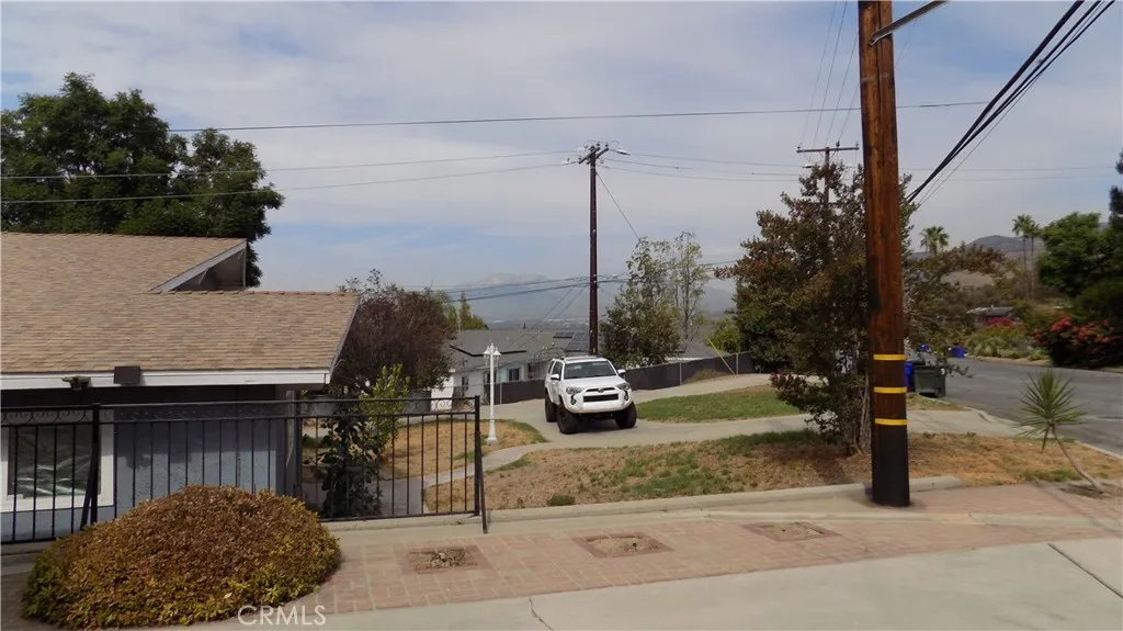 main property photo 52