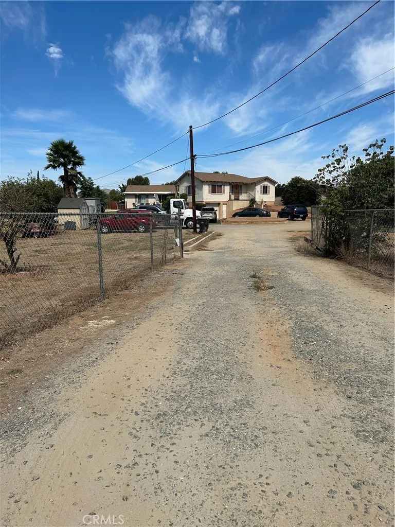 main property photo 35