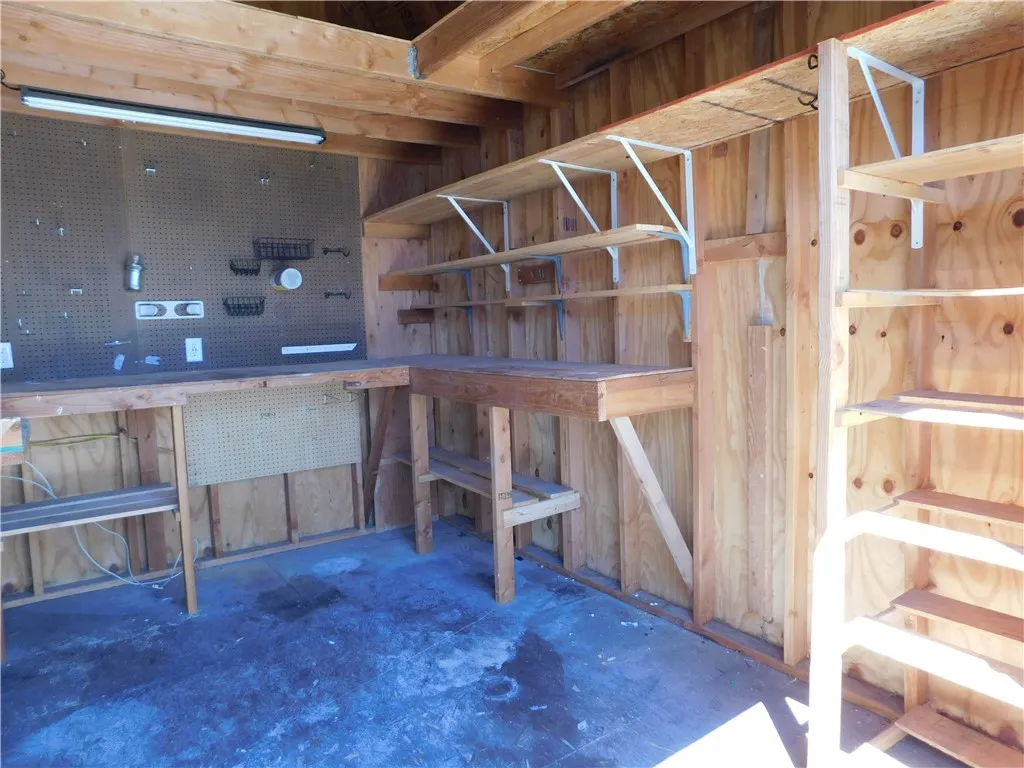 main property photo 58