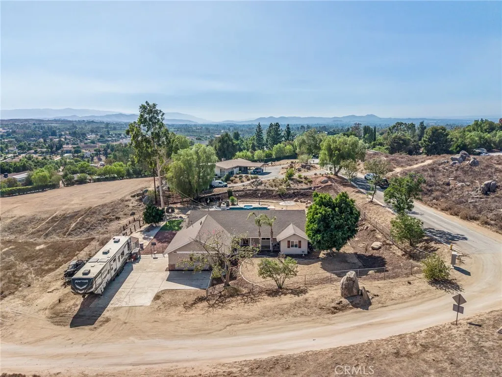 main property photo 59