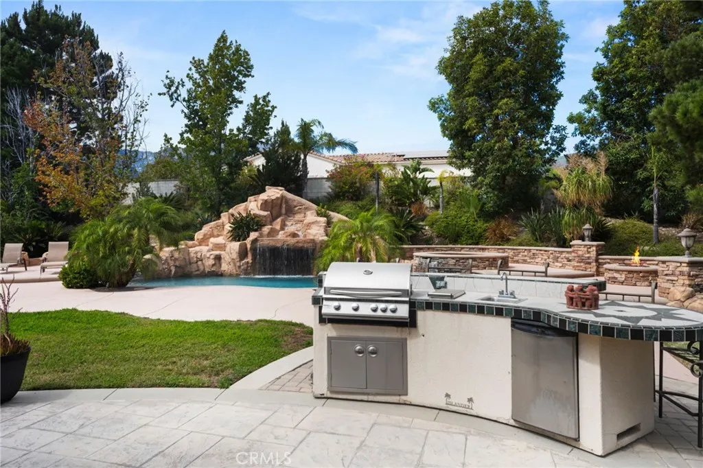 main property photo 58