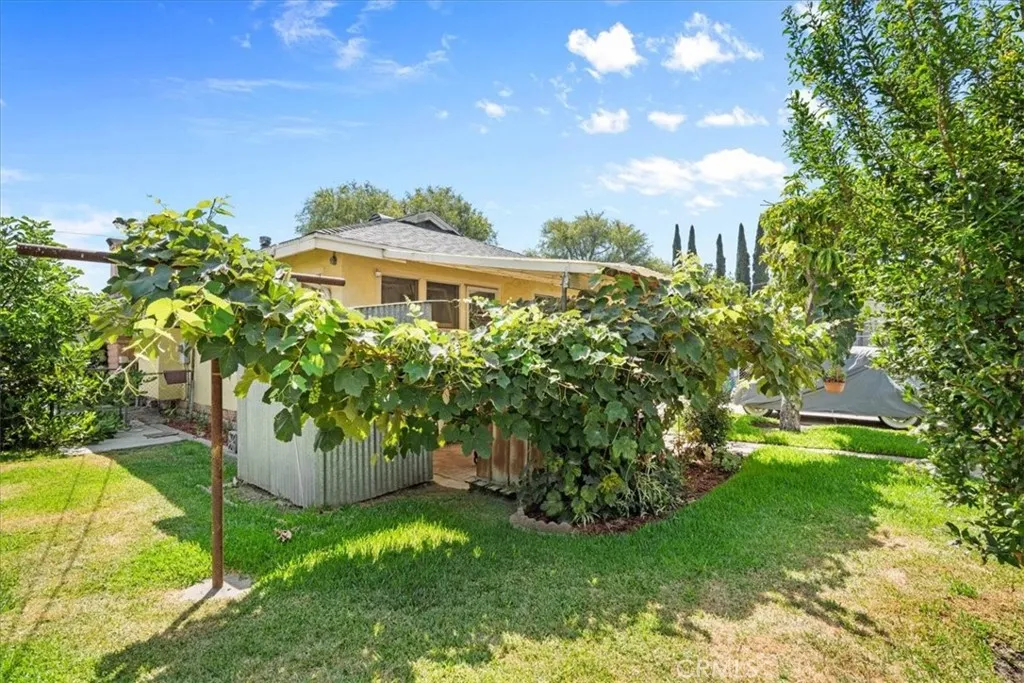 main property photo 29