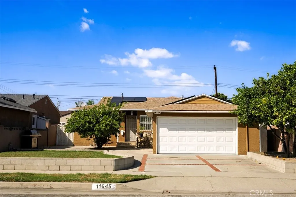 main property photo 0
