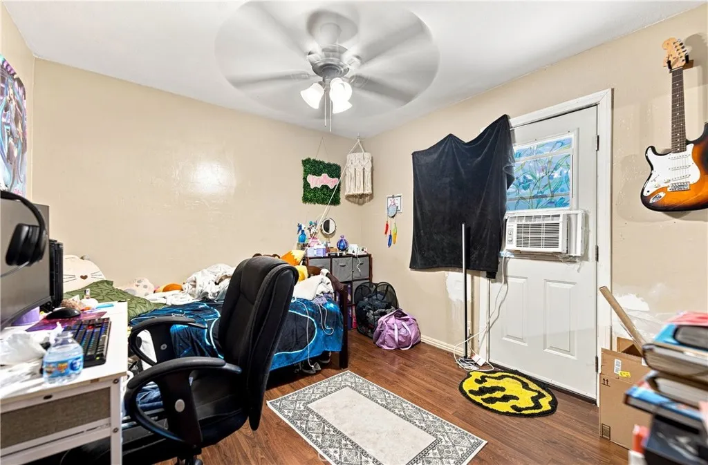 main property photo 38
