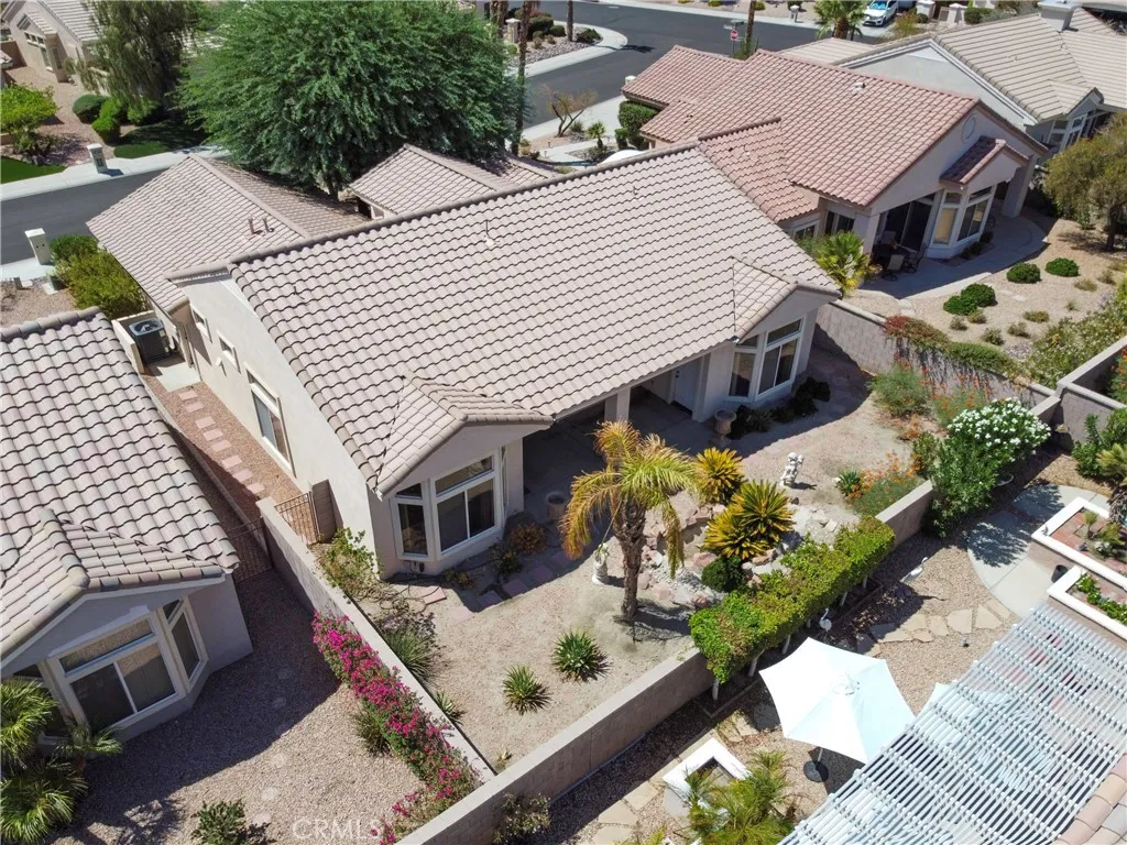 main property photo 37