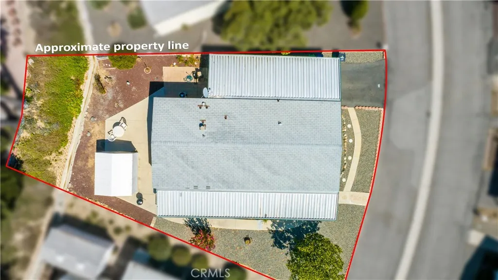 main property photo 37