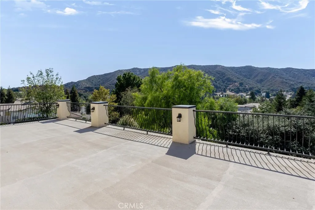 main property photo 51