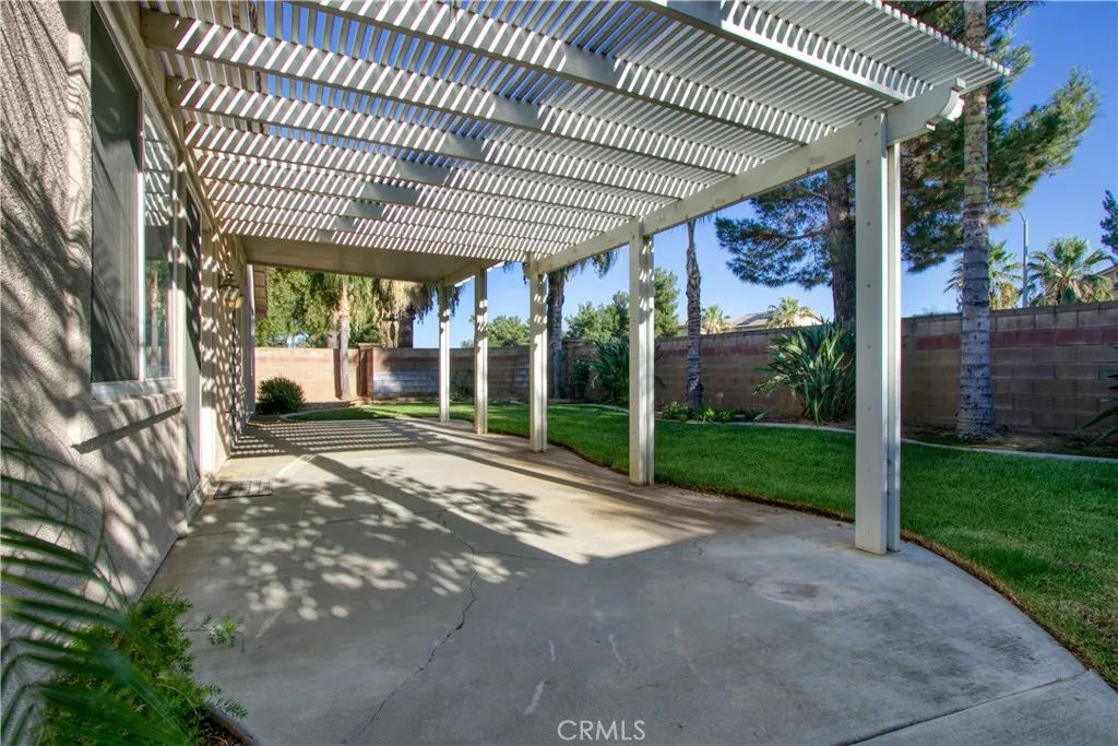 main property photo 31
