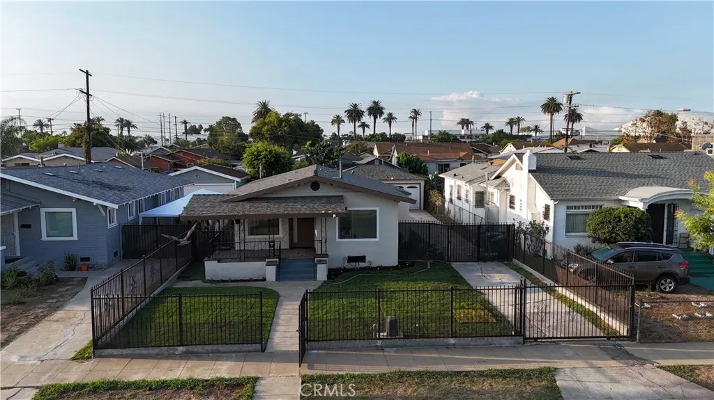 main property photo 0