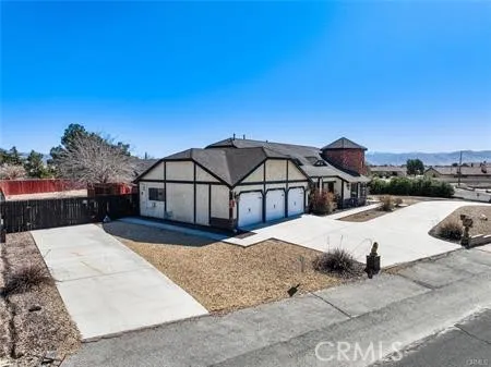 main property photo 10