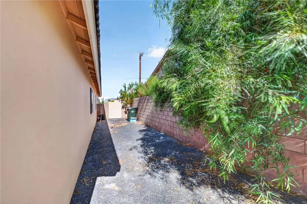 main property photo 49