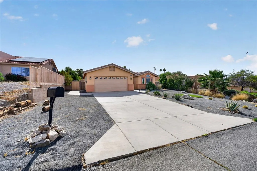 main property photo 6