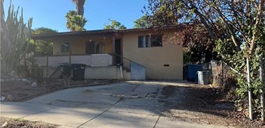image of property with 2 Bed | 1 Bath | 920 Sqft