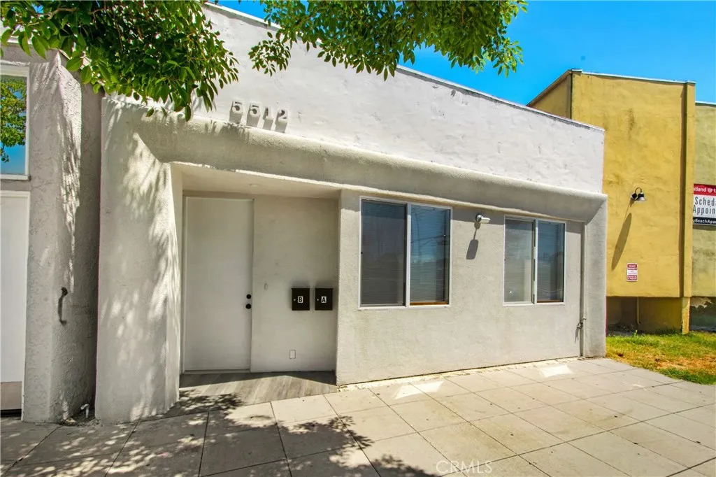 main property photo 11