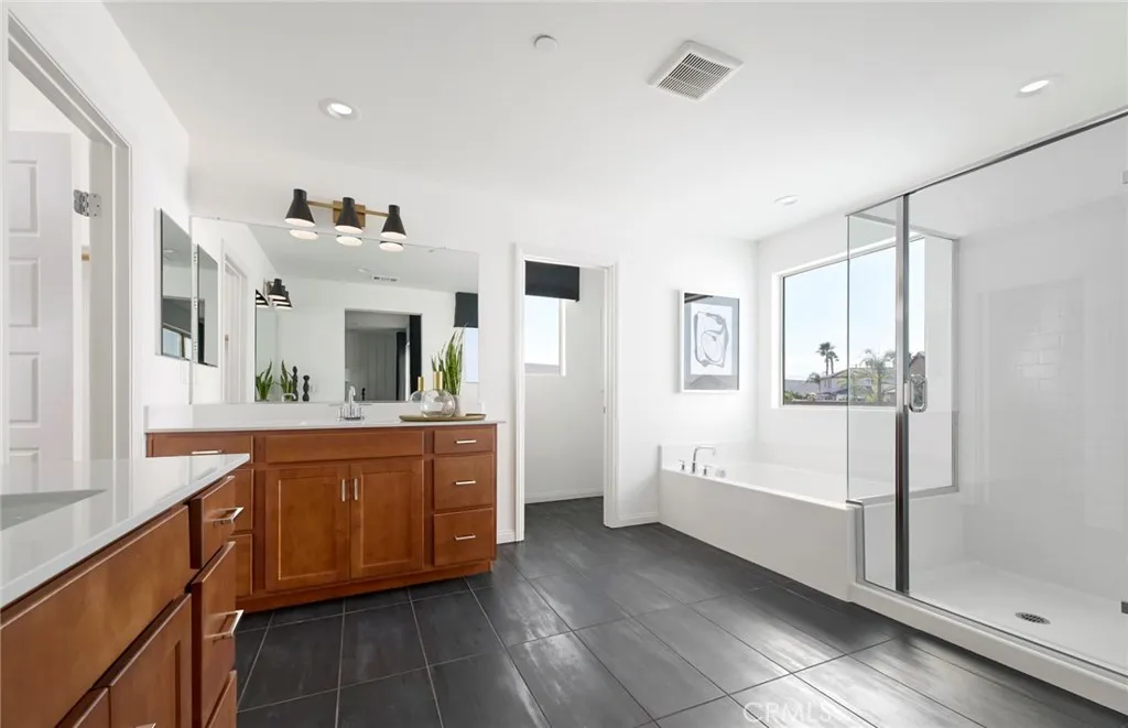 property viewer photo 11