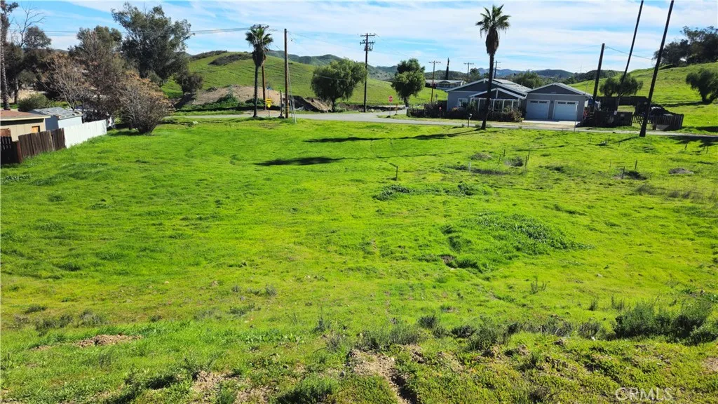 main property photo 4