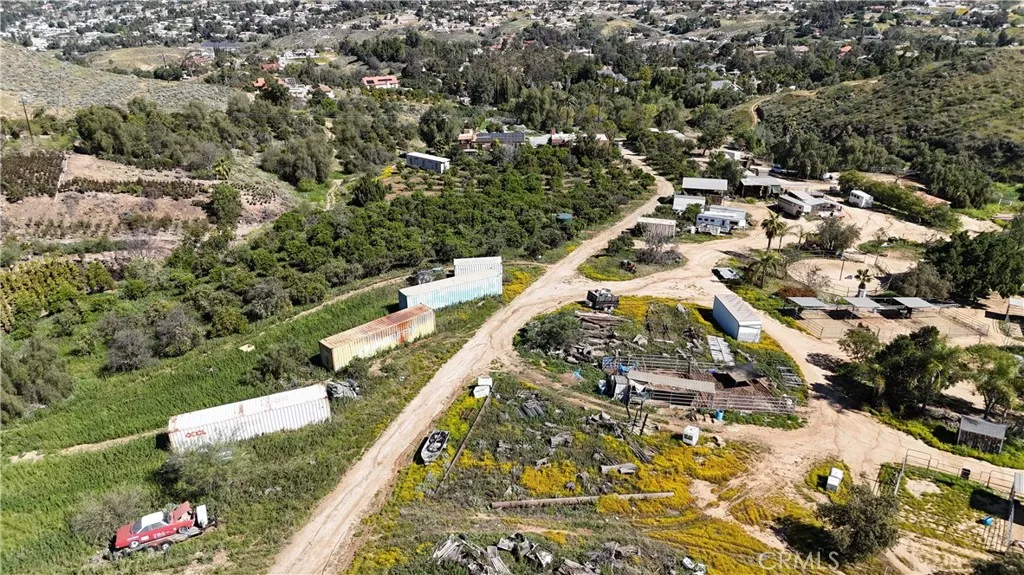 main property photo 34