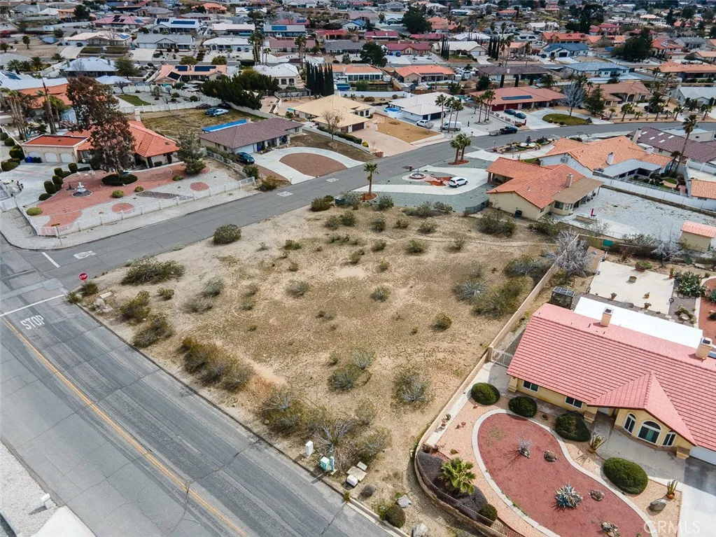 main property photo 15
