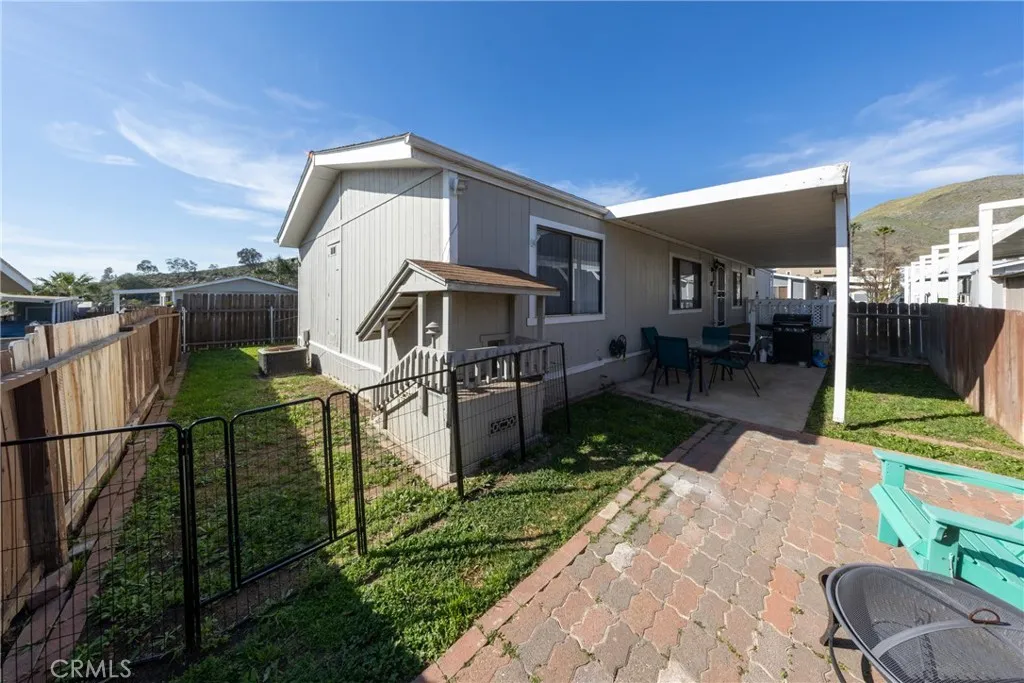 main property photo 11
