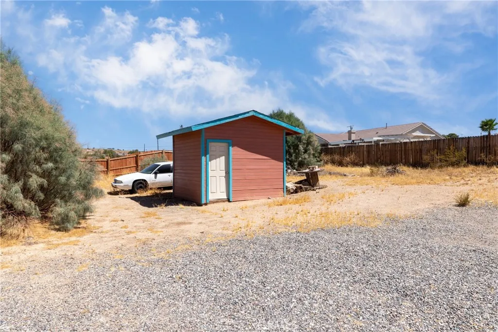 main property photo 5