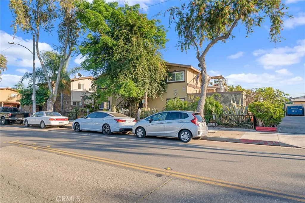 main property photo 47