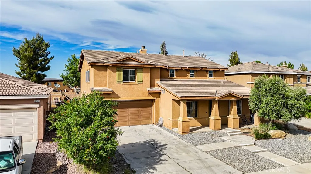 main property photo 3