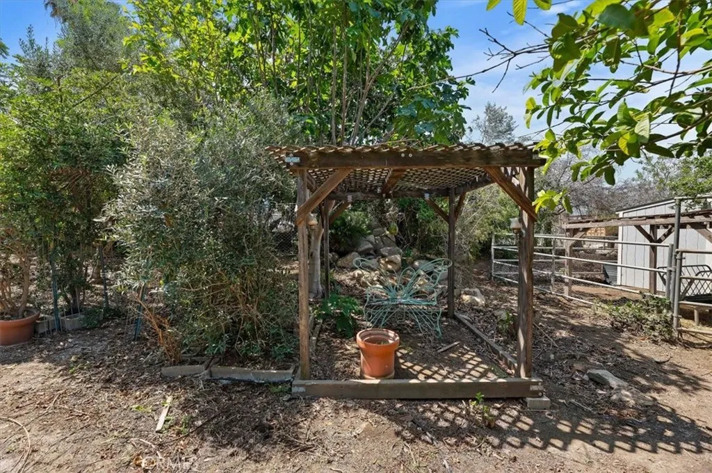 main property photo 54