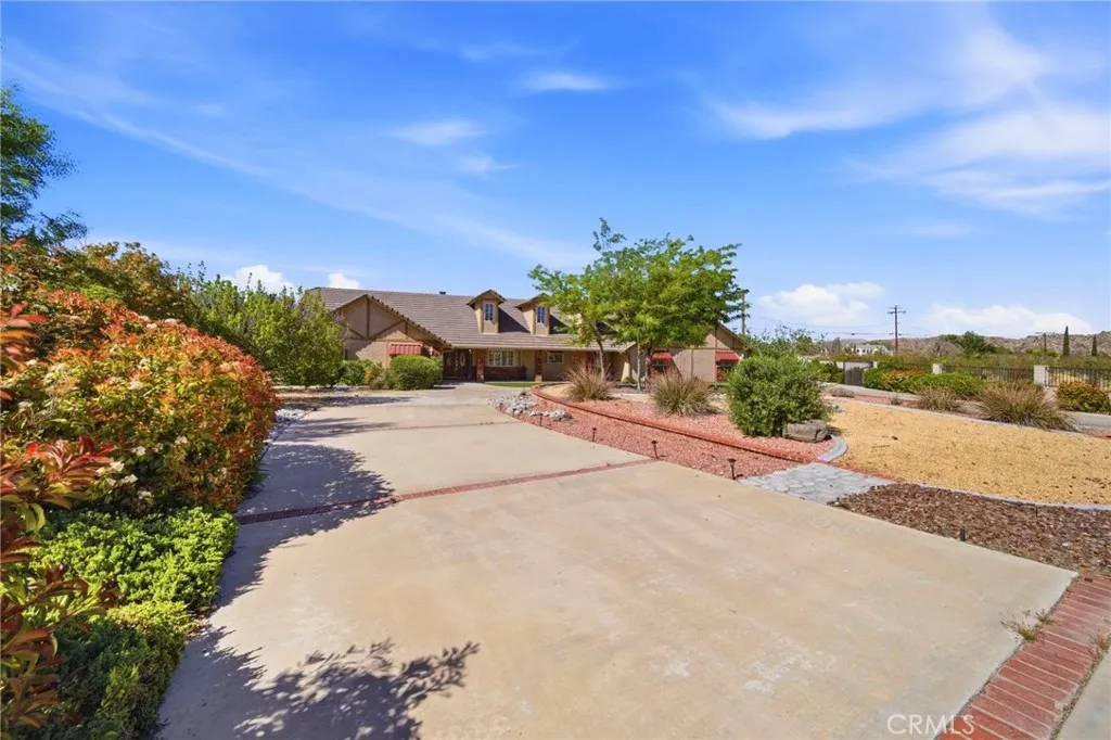 main property photo 5