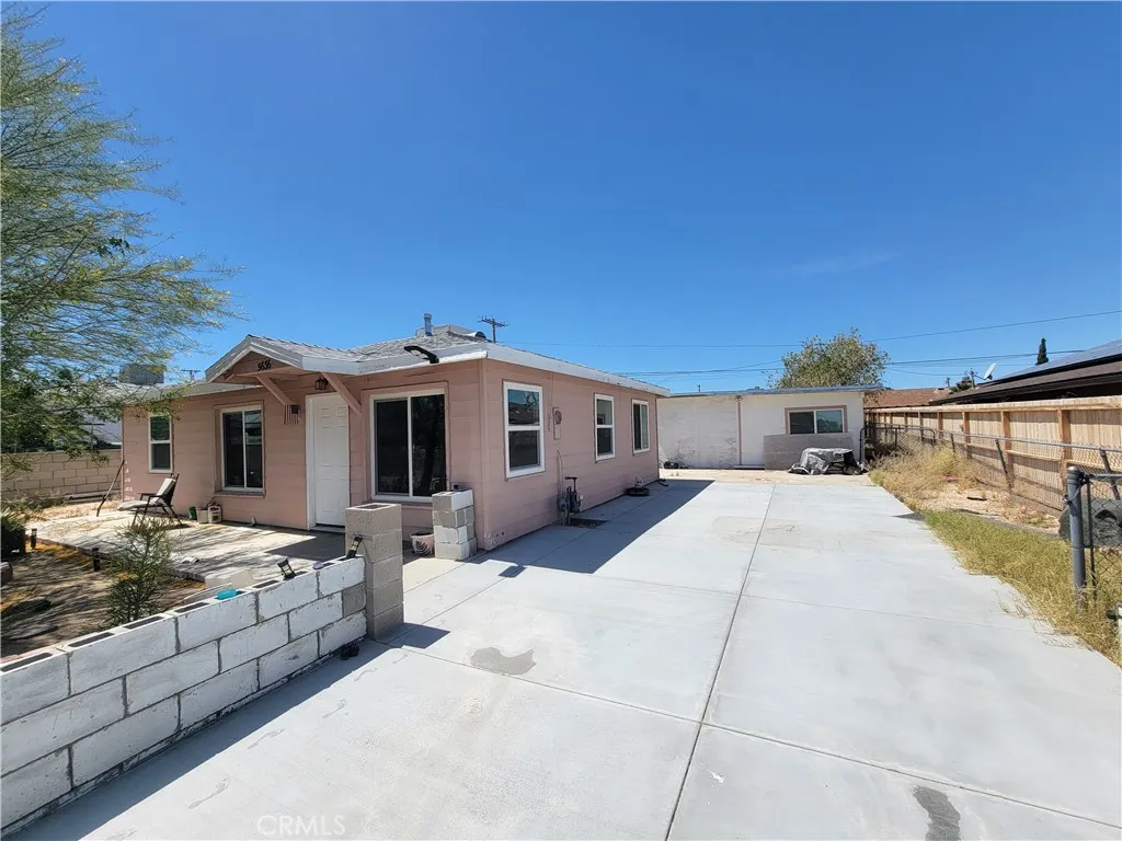 main property photo 1