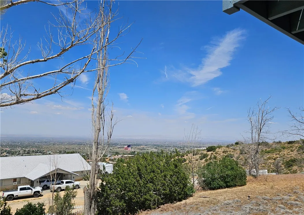 main property photo 15