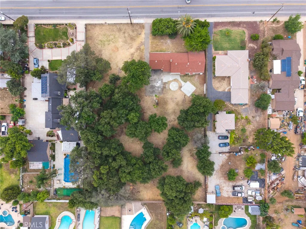 main property photo 51