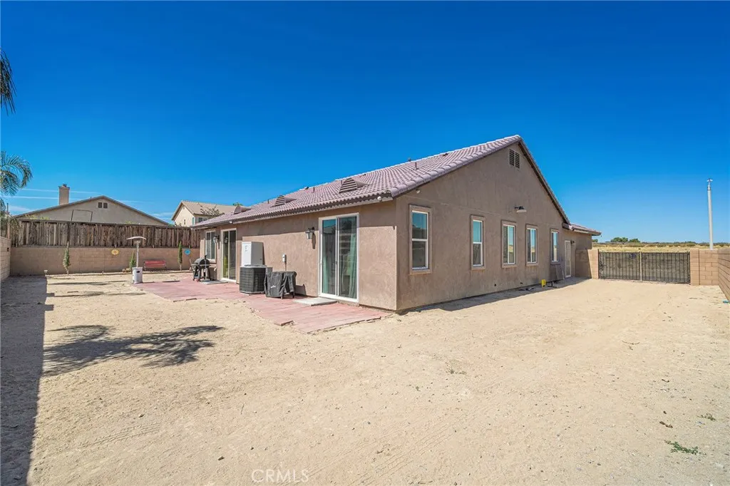 main property photo 32