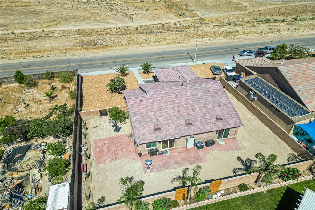 main property photo 5