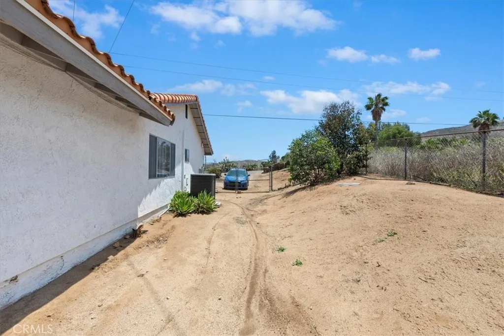 main property photo 58