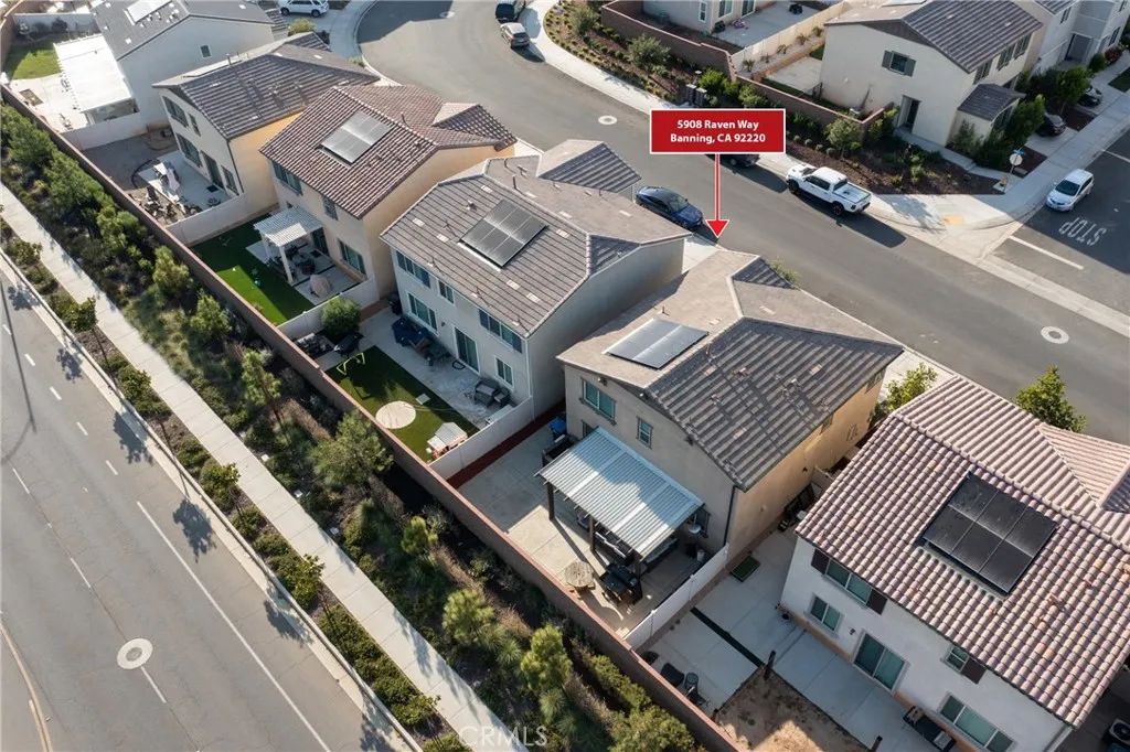 main property photo 35