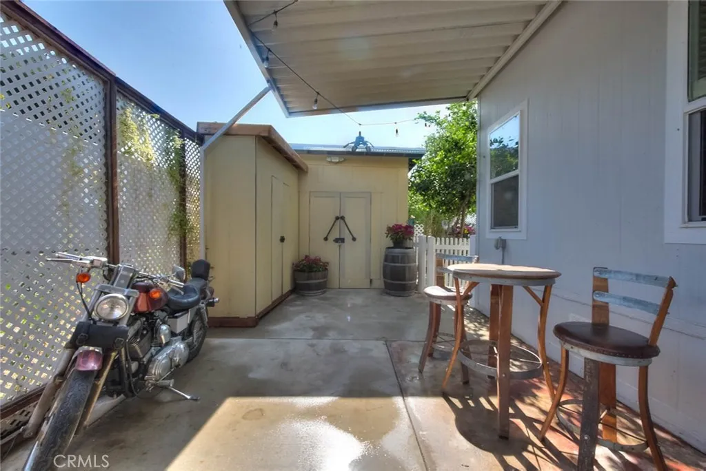 main property photo 47