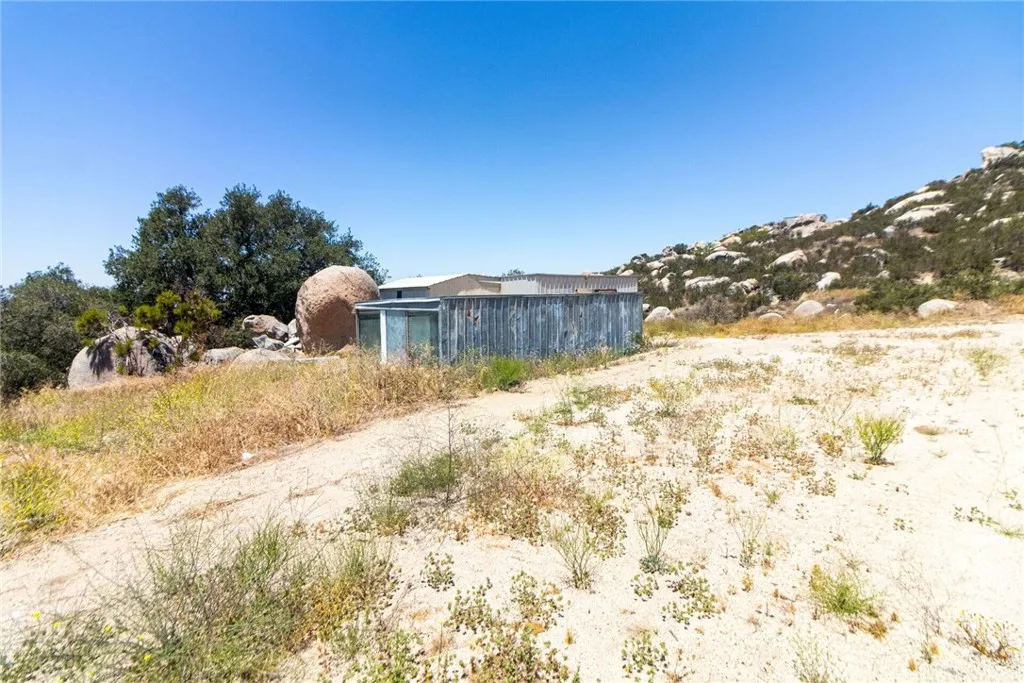 main property photo 24