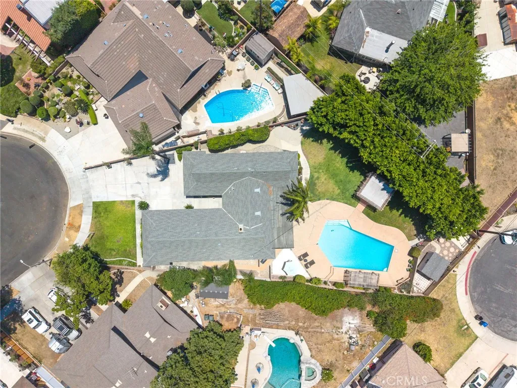 main property photo 46