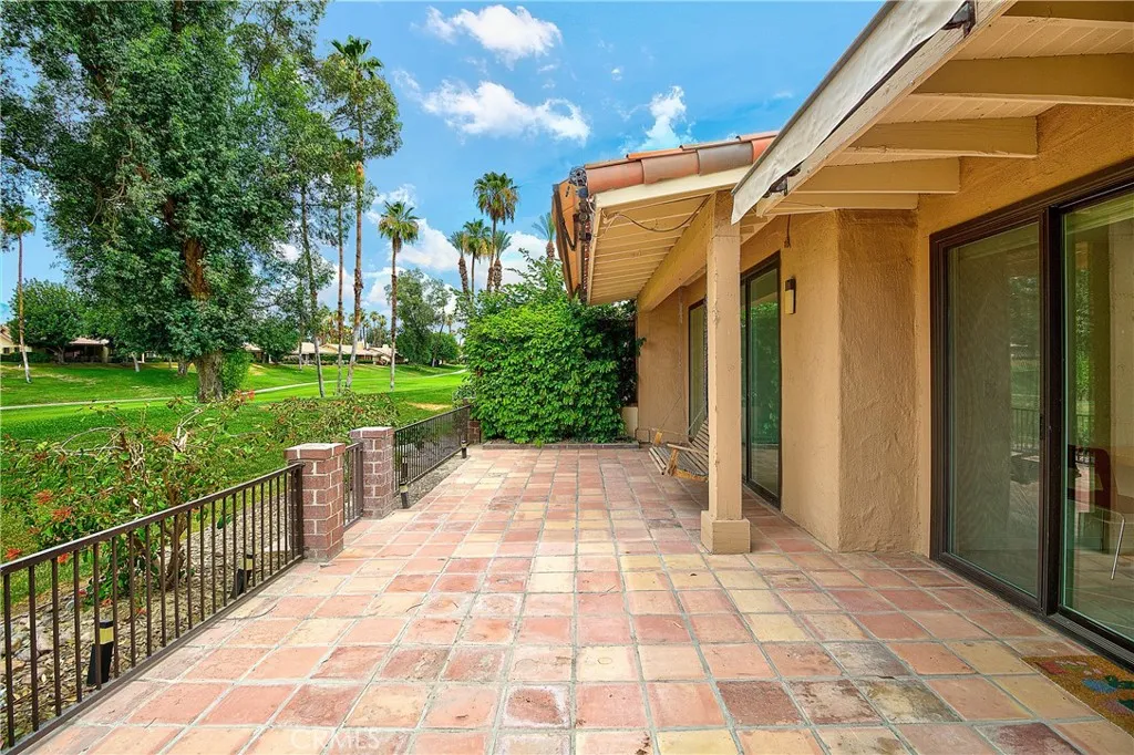 main property photo 40