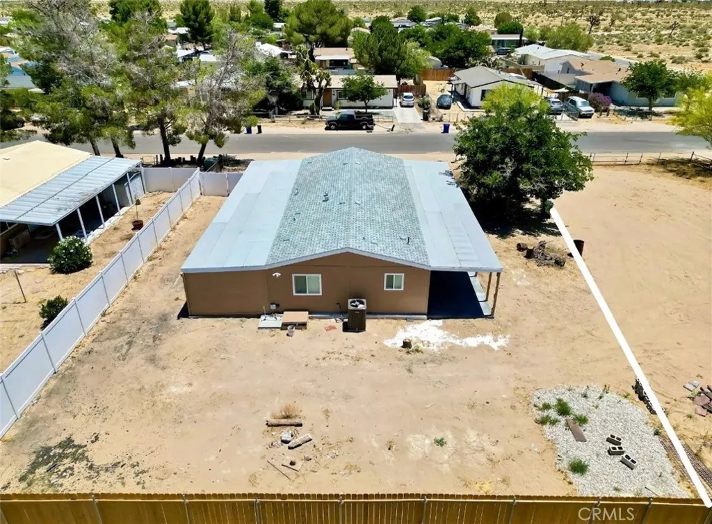 main property photo 44