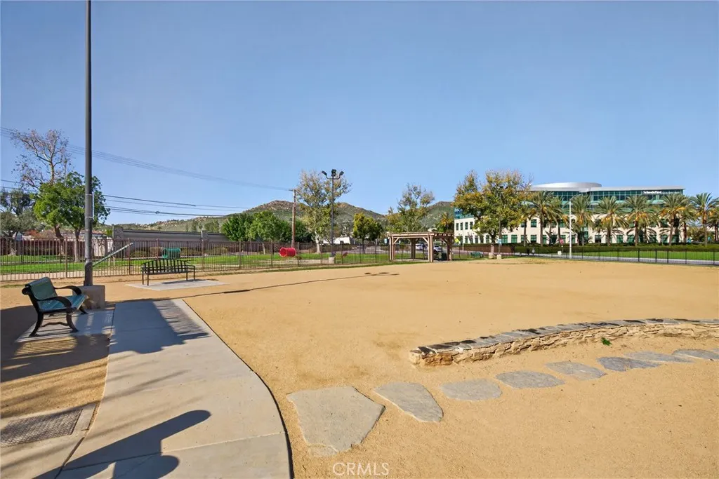 main property photo 45