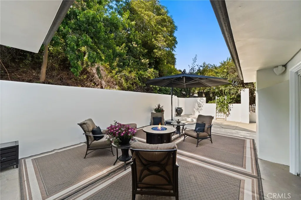 main property photo 60