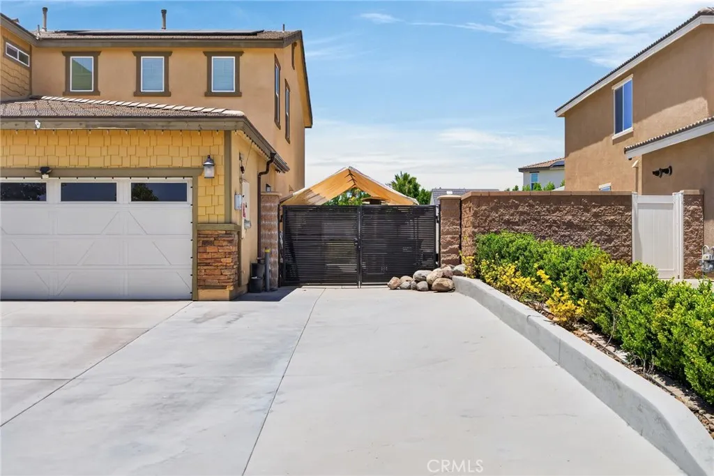 main property photo 60