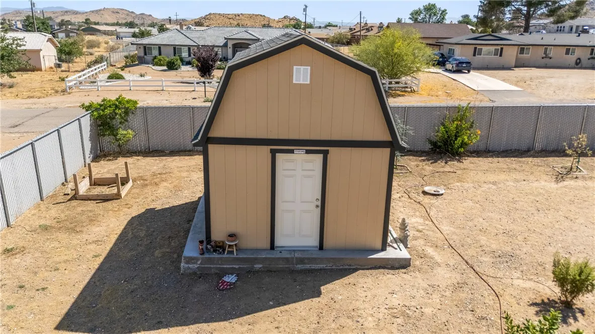 main property photo 35
