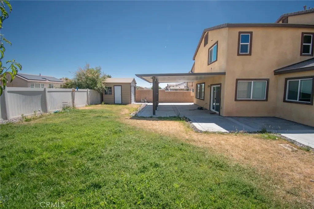 main property photo 10