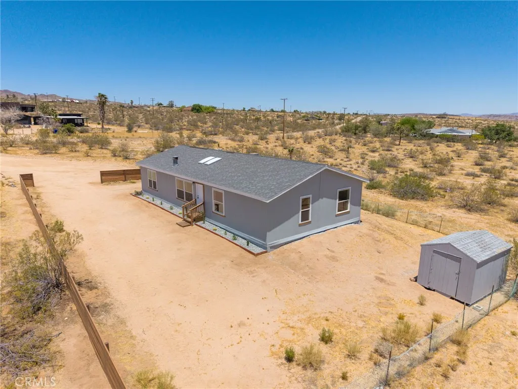 main property photo 40