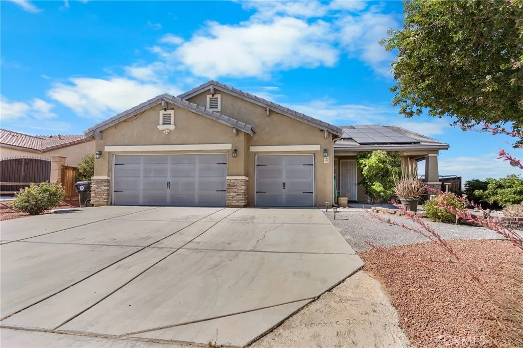 main property photo 0
