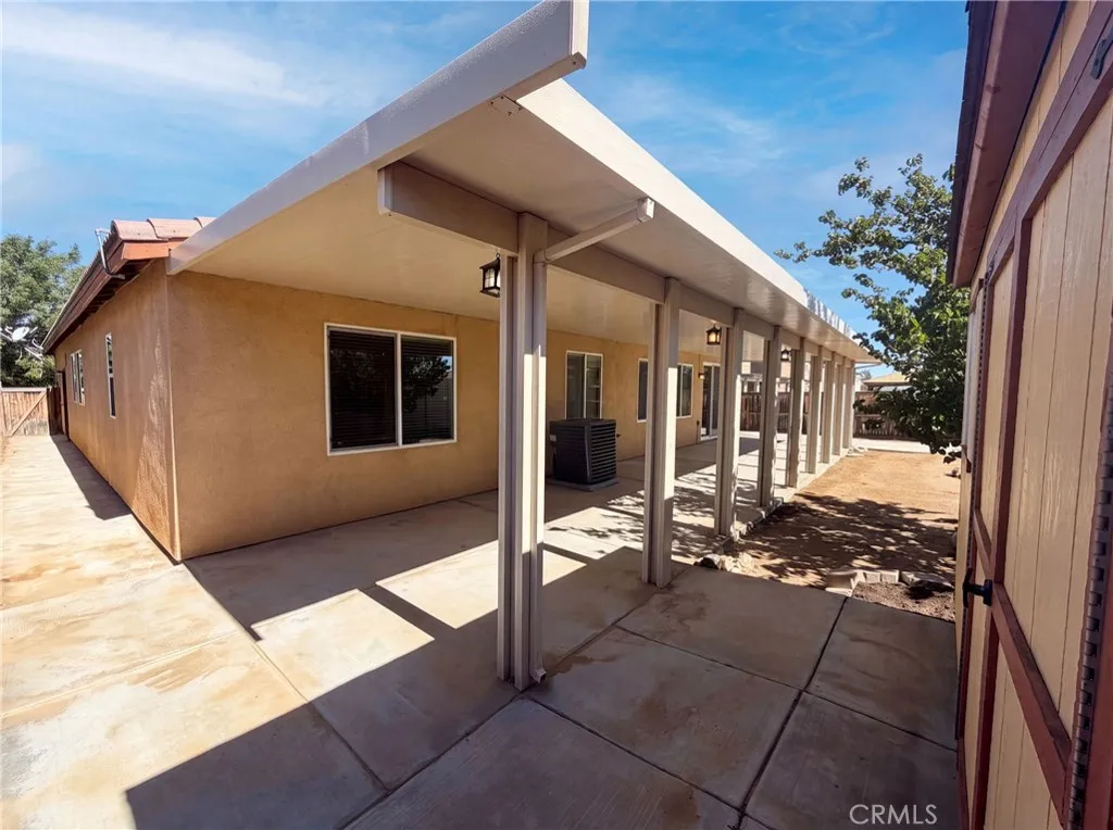 main property photo 28