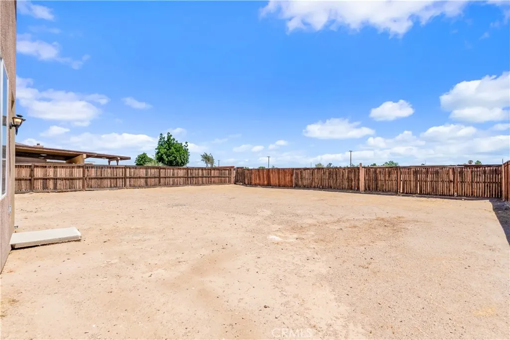 main property photo 37